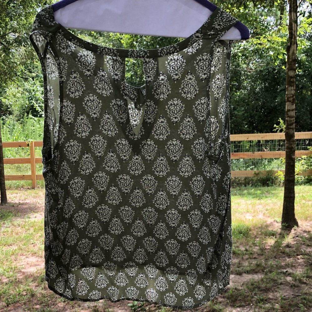 NWOT High/Low Blouse - Picture 3 of 5